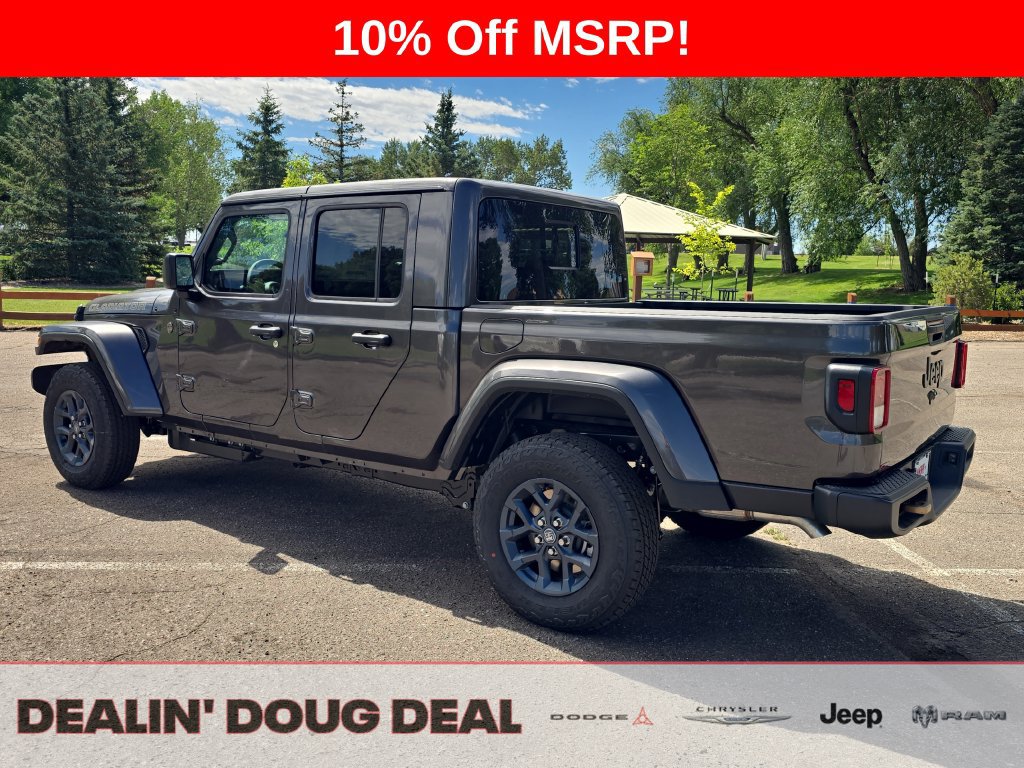 New 2026 Jeep Gladiator Sport AWD/4WD image 3