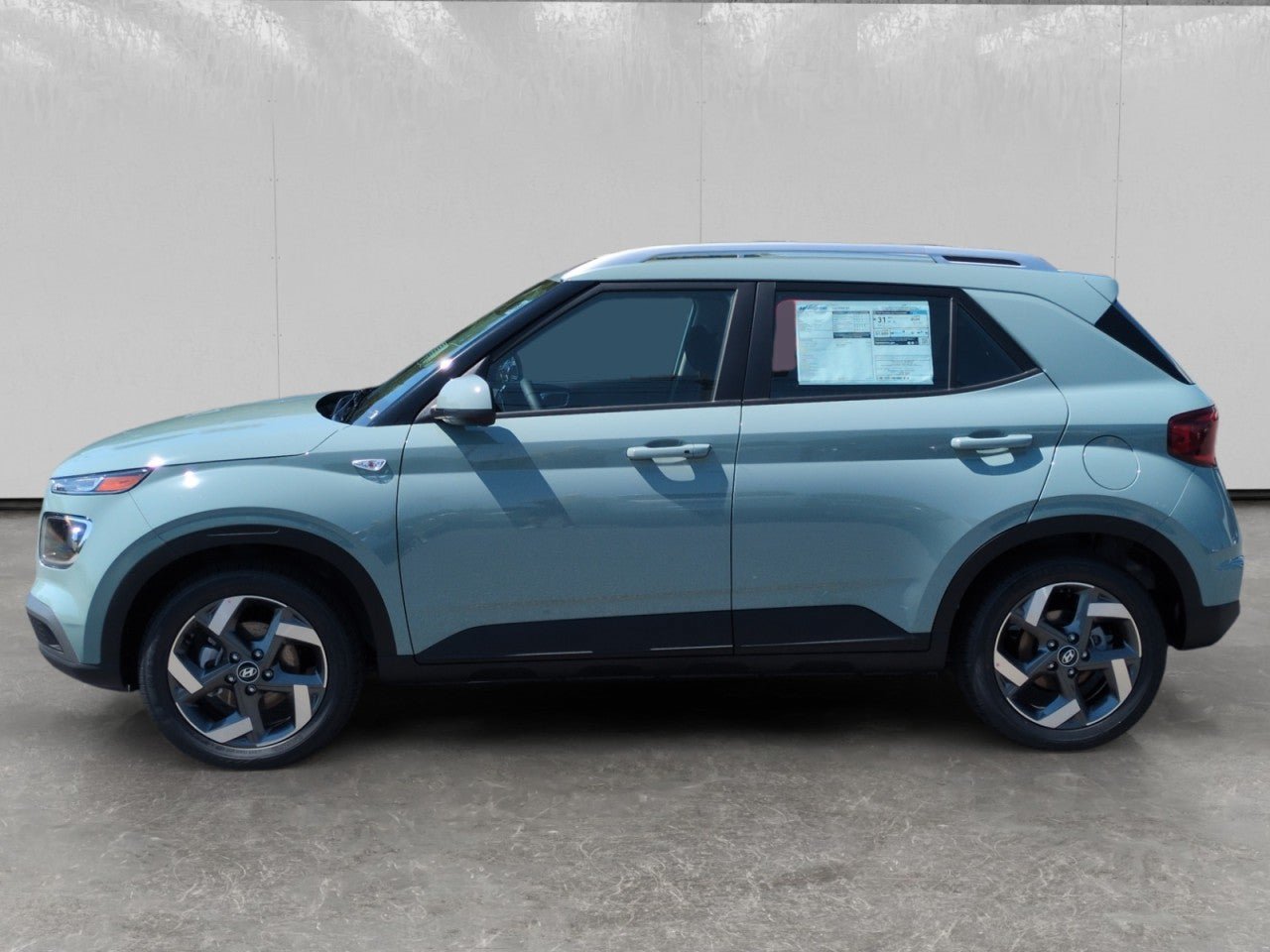 New 2026 Hyundai Venue SEL FWD image 4