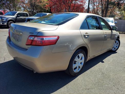 Used 2007 Toyota Camry LE FWD image 4