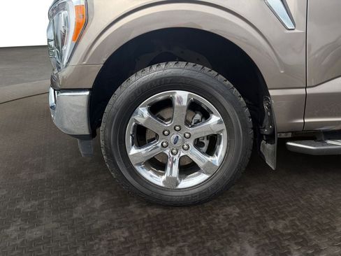 Used 2021 Ford F150 XLT w/ Equipment Group 302A High AWD/4WD image 9