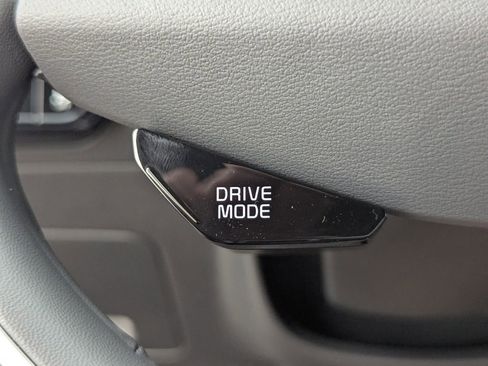 New 2026 Kia Niro EX FWD image 30
