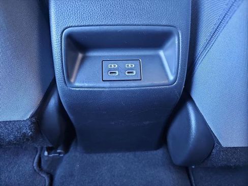 Certified 2025 Toyota Corolla SE w/ SE Premium Package FWD image 21