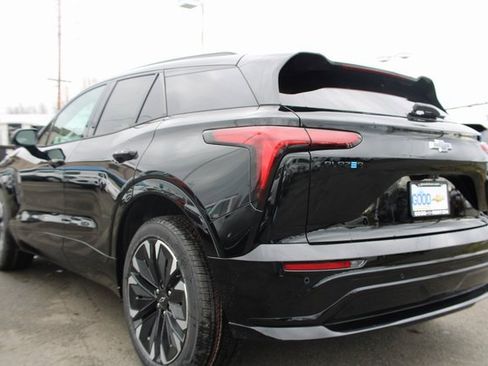 New 2025 Chevrolet Blazer EV RS image 6