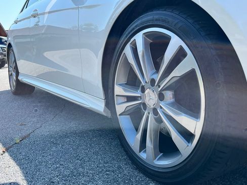 Used 2014 Mercedes-Benz E 350 Sedan image 12