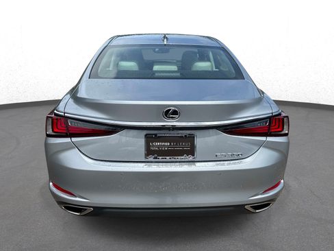 Used 2025 Lexus ES 350 w/ Premium Package FWD image 4
