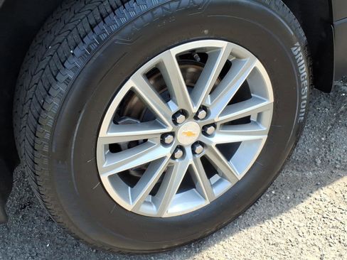 Certified 2023 Chevrolet Traverse LT w/ LPO, Floor Liner Package image 7