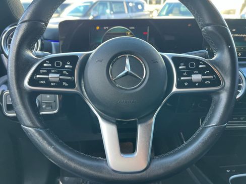 Used 2020 Mercedes-Benz A 220 image 23