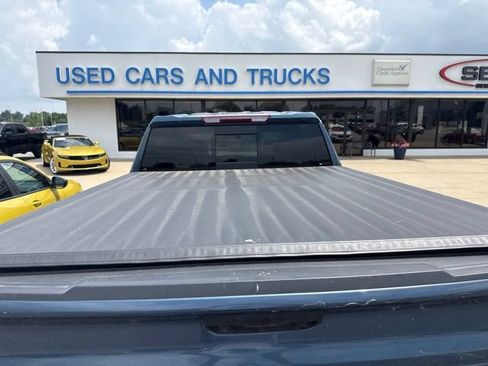 Used 2024 Chevrolet Silverado 1500 LTZ w/ LTZ Premium Package AWD/4WD image 8