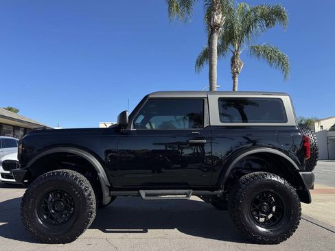 Used 2023 Ford Bronco 2-Door image 2