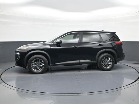 Used 2026 Nissan Rogue S FWD image 4