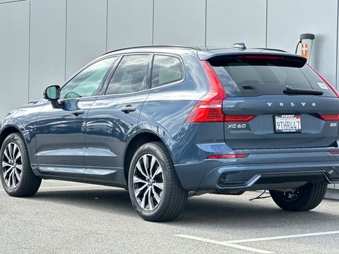 Certified 2025 Volvo XC60 B5 Core w/ Protection Package Premier image 3