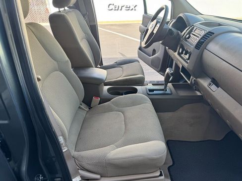 Used 2007 Nissan Frontier SE w/ SE Value Truck Pkg RWD image 16