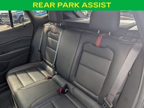 Used 2024 Chevrolet Trax RS w/ Driver Confidence Package FWD image 14