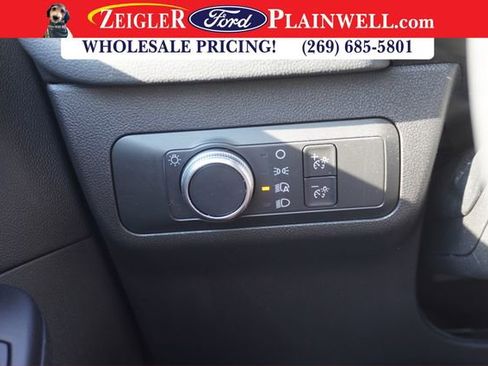 Used 2021 Ford Escape SE image 27