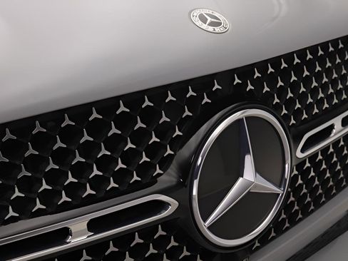 Certified 2024 Mercedes-Benz GLE 450 4MATIC image 26