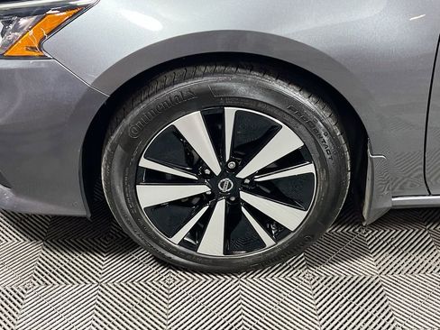 Used 2022 Nissan Altima 2.5 SV w/ SV Premium Package image 29