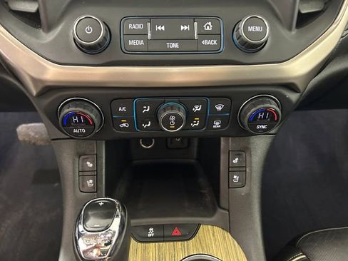 Used 2018 GMC Acadia Denali w/ Technology Package image 24