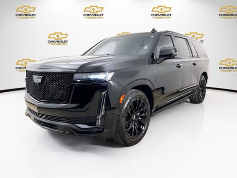 Used 2024 Cadillac Escalade ESV Sport w/ LPO, ONYX Package RWD image 3