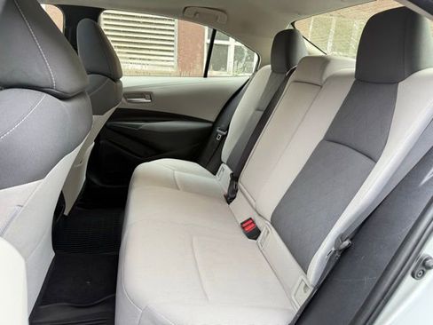 Used 2020 Toyota Corolla LE w/ LE Premium Package image 25