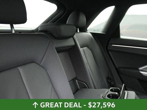 Used 2025 Audi Q3 2.0T Premium image 27