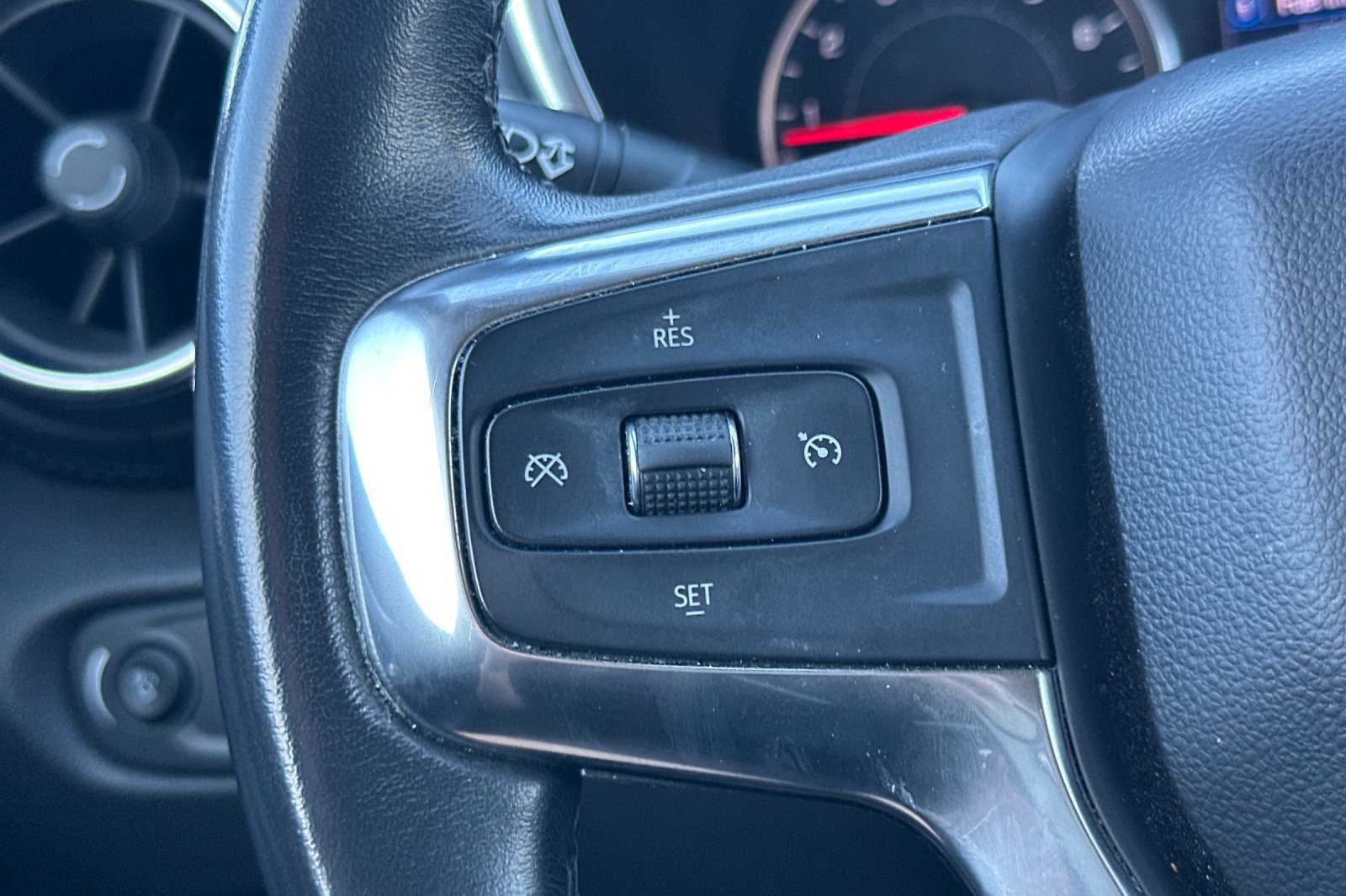 Used 2020 Chevrolet Blazer LT AWD/4WD image 35