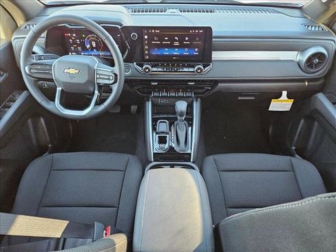 New 2026 Chevrolet Colorado LT image 14