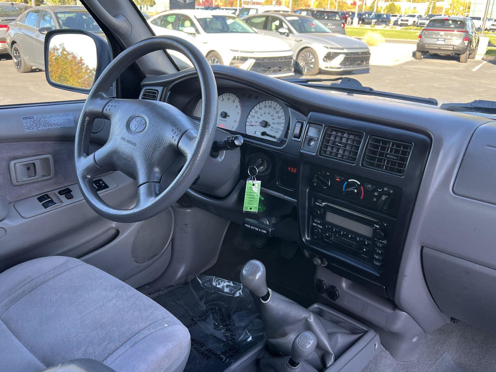 Used 2003 Toyota Tacoma 4x4 Xtracab V6 image 3