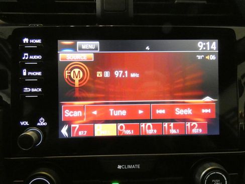 Used 2021 Honda Civic Sport image 11