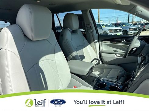 Used 2016 Buick Enclave Leather image 31