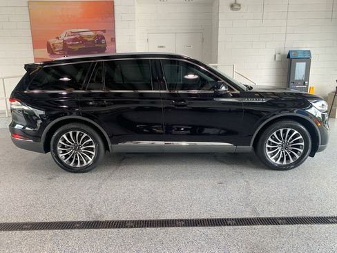 Used 2022 Lincoln Aviator Reserve w/ Elements Package Plus RWD image 10