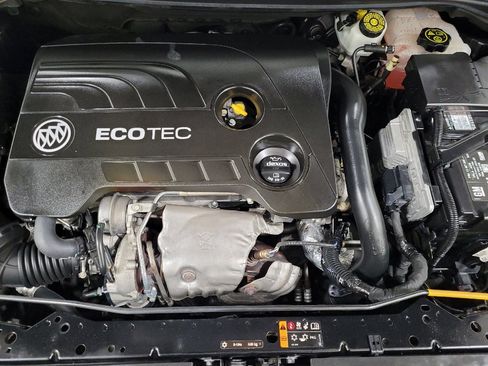 Used 2019 Buick Cascada Premium image 30