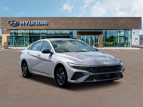 New 2026 Hyundai Elantra SEL Sport Premium image 11