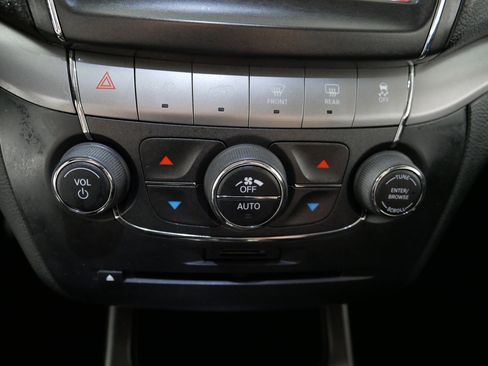 Used 2015 Dodge Journey Crossroad w/ Flexible Seating Group AWD/4WD image 23
