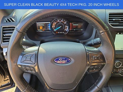 Used 2018 Ford Explorer XLT w/ Equipment Group 202A AWD/4WD image 19