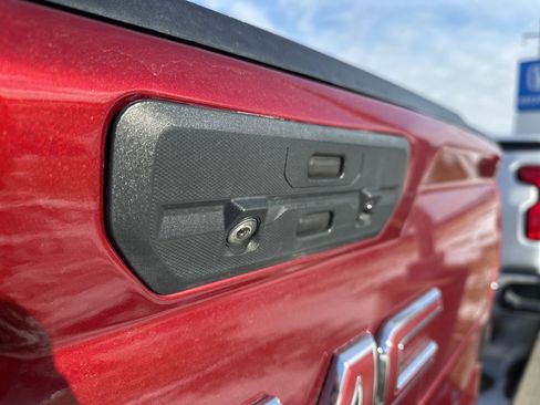 Used 2022 GMC Sierra 1500 Denali w/ Denali Premium Package image 5