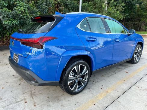 Certified 2025 Lexus UX 300h 300h Premium w/ Accessory Package (Z2) image 7