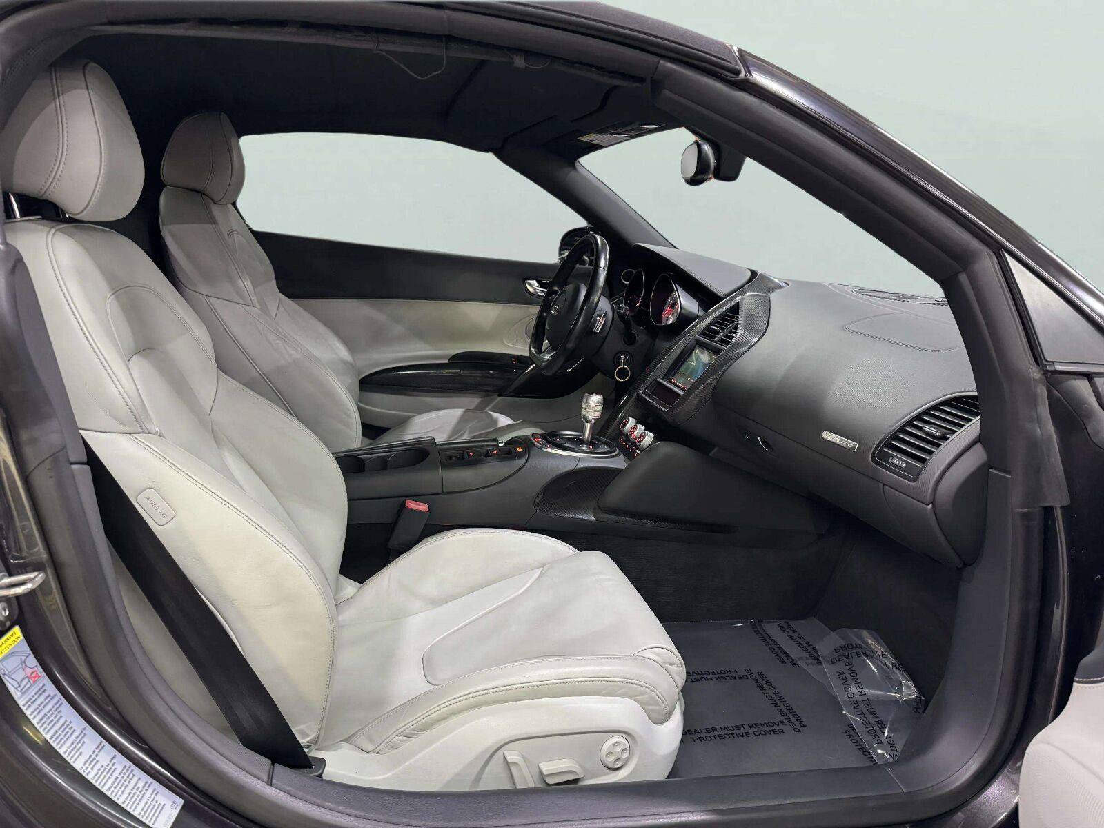 Used 2011 Audi R8 V10 AWD/4WD image 30