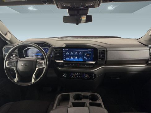 Used 2022 Chevrolet Silverado 1500 RST AWD/4WD image 13