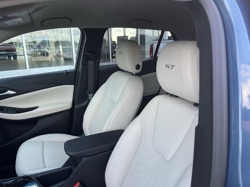 New 2026 Buick Encore GX Sport Touring image 5