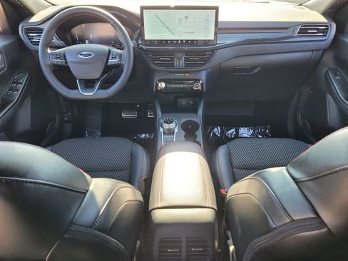 Certified 2024 Ford Escape ST-Line w/ Tech Pack #1 image 15