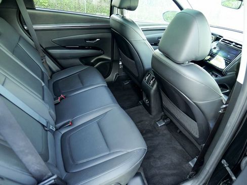 Used 2023 Hyundai Tucson Limited AWD/4WD image 31