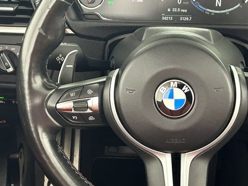 Used 2016 BMW M4 Convertible image 14