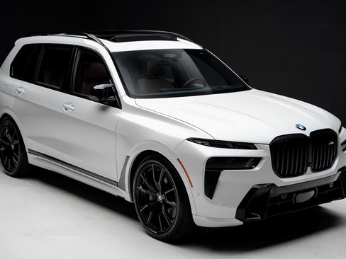 Used 2024 BMW X7 M60i AWD/4WD image 42