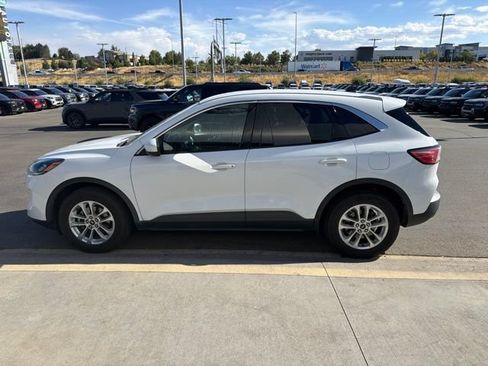 Used 2020 Ford Escape SE AWD/4WD image 4