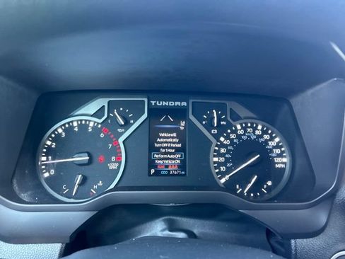 Used 2022 Toyota Tundra SR5 AWD/4WD image 11