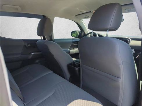 Certified 2022 Toyota Tacoma SR5 RWD image 25