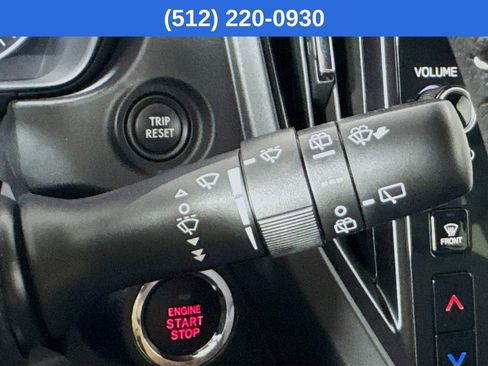 Used 2026 Subaru Forester Premium AWD/4WD image 14