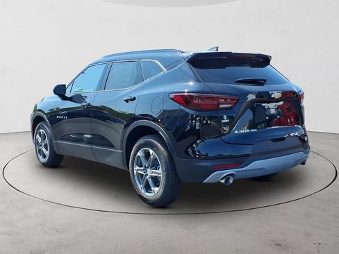 New 2026 Chevrolet Blazer LT w/ Convenience Package AWD/4WD image 7