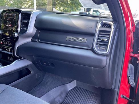 Used 2025 RAM 1500 Big Horn AWD/4WD image 17