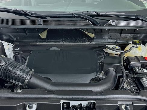 Used 2023 GMC Acadia SLT image 44